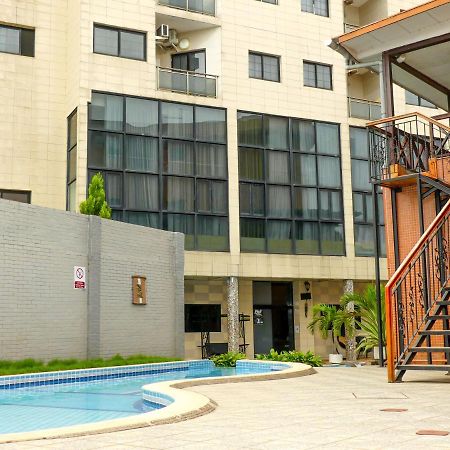 Hotel Hibiscus Louis Libreville Exteriör bild